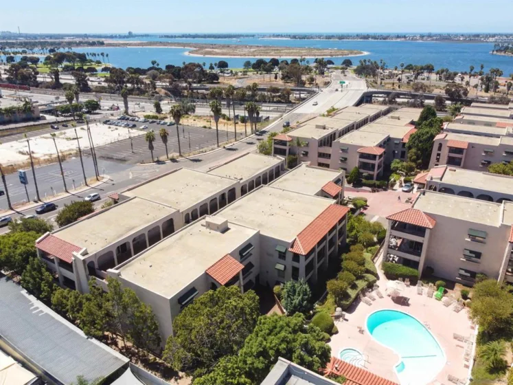 2540 Clairemont Drive #307 photo 5