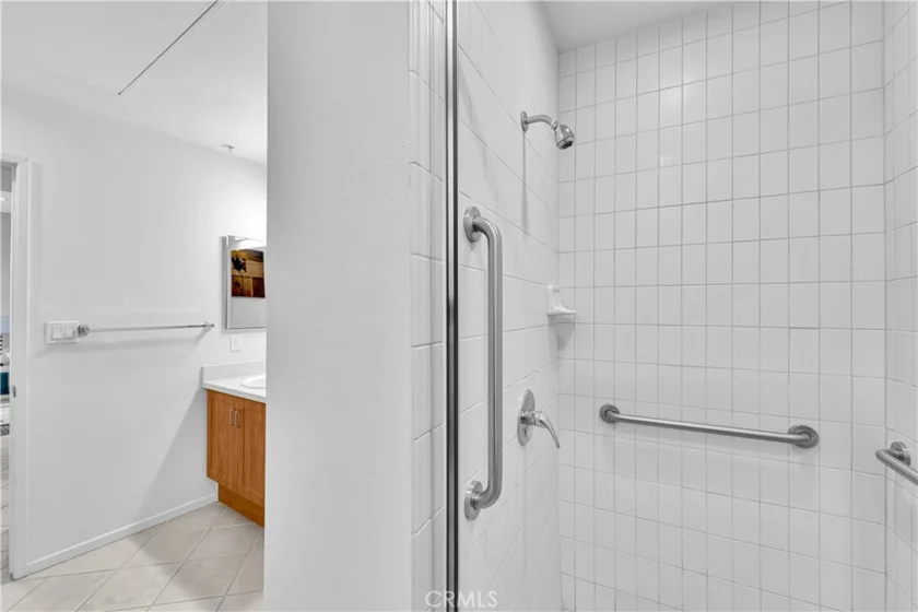 267 S San Pedro #218 photo 42