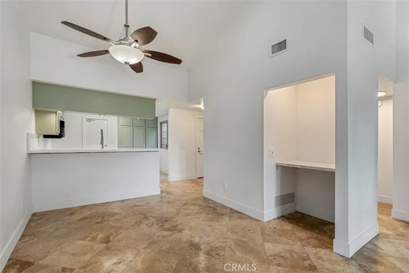 260 E Ponderosa #19 photo 3