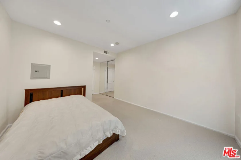 3401 S Bentley Avenue #301 photo 14