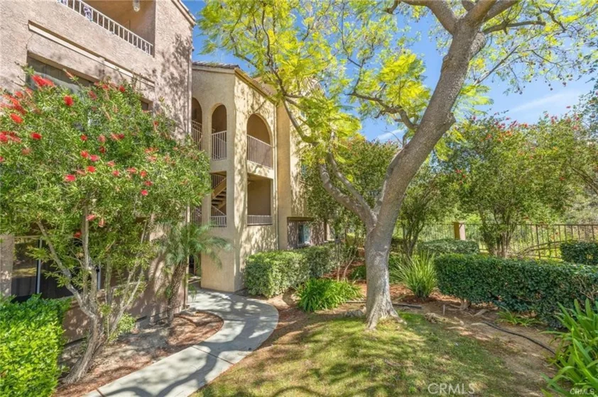 2500 San Gabriel 302 photo 1