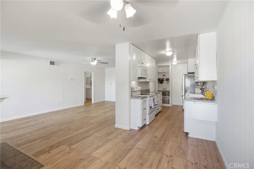 2386 E Del Mar Boulevard #111 photo 6