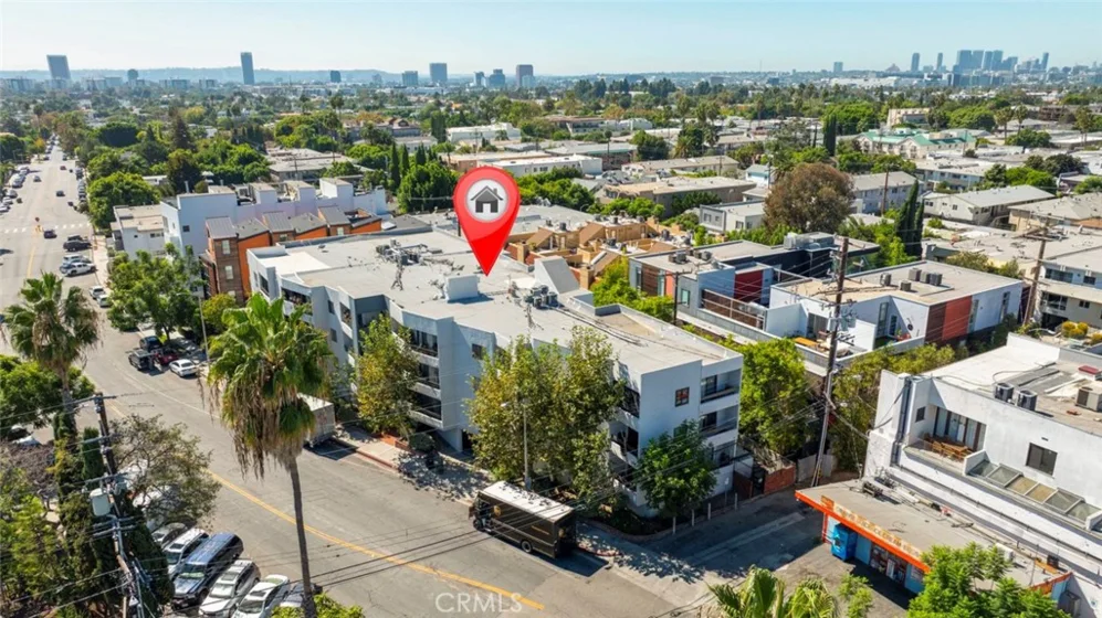 1037 N Vista photo 48
