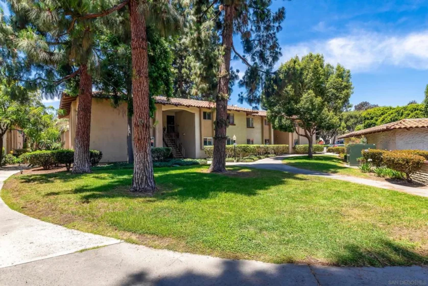 6019 Rancho Mission Road #201 photo 41