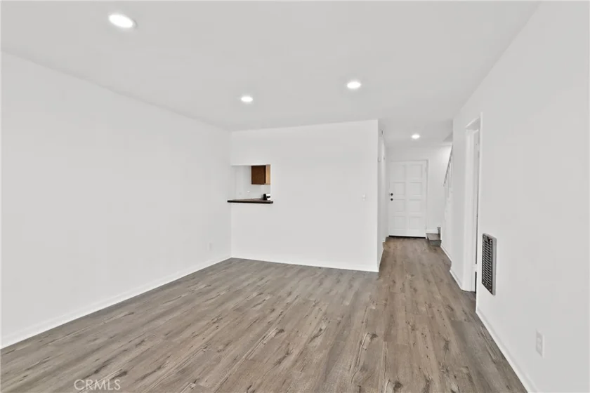 730 N Eucalyptus Avenue #25 photo 6