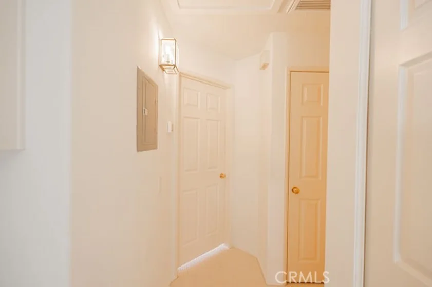 8123 E Oak Ridge Circle photo 35
