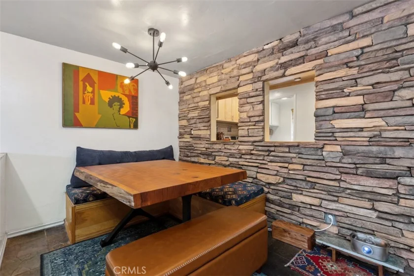 23821 Hillhurst Drive #4 photo 5
