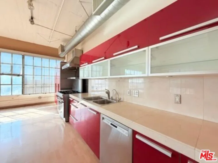1855 Industrial Street #509 photo 11