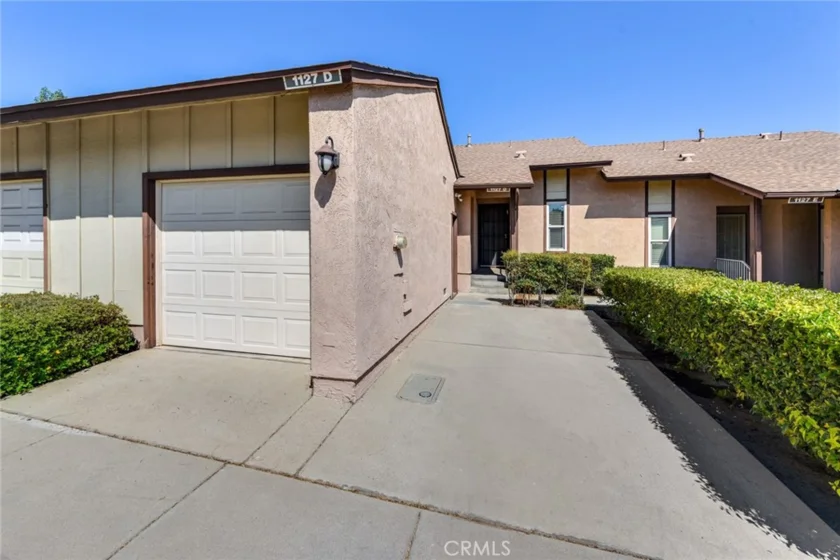 1127 Stone Pine Lane #D photo 1