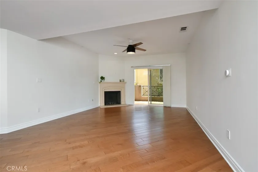 4424 Whitsett Avenue #107 photo 11