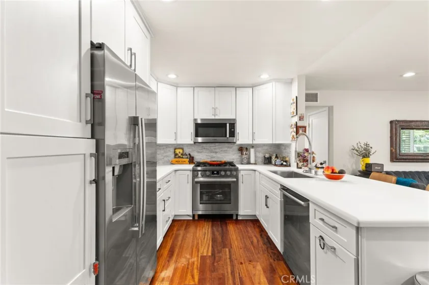 3860 Amberly Drive #F photo 10