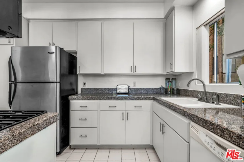 3613 Glendon Avenue #101 photo 16