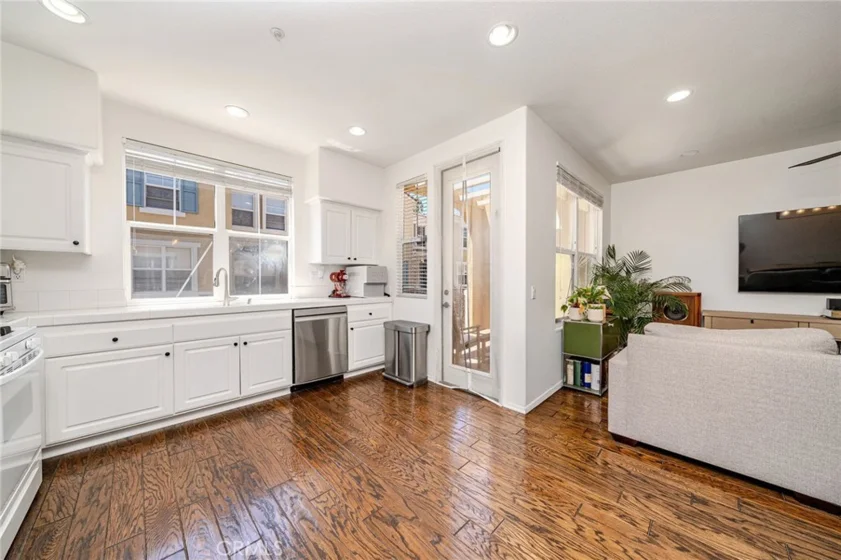1406 Terra Bella photo 3