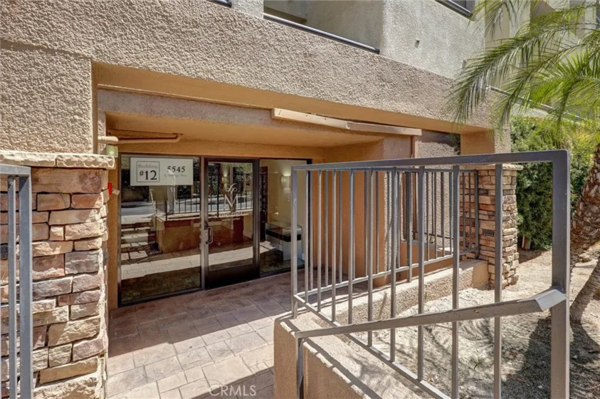 5545 Canoga Avenue #220 photo 35
