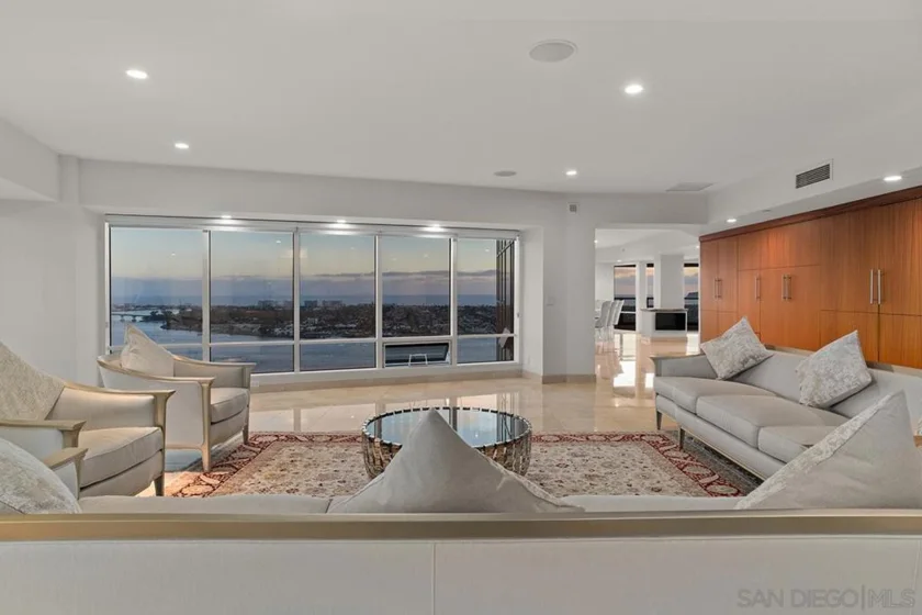 100 Harbor Drive #3504 photo 4