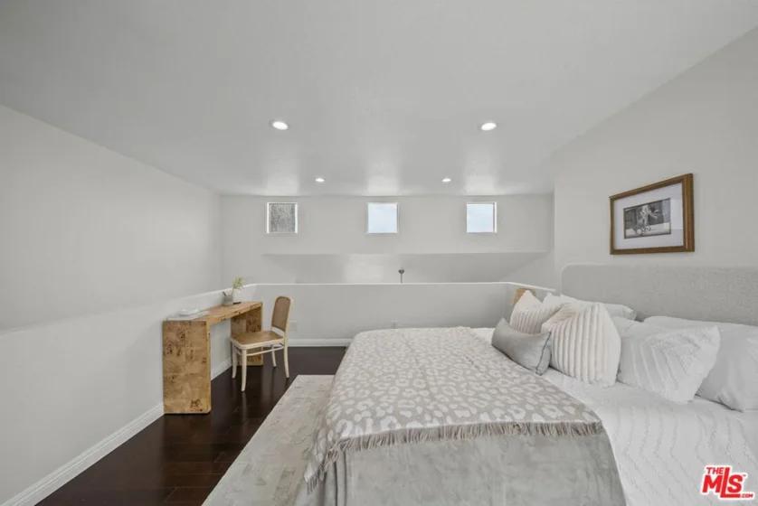12515 Pacific Avenue #208 photo 17