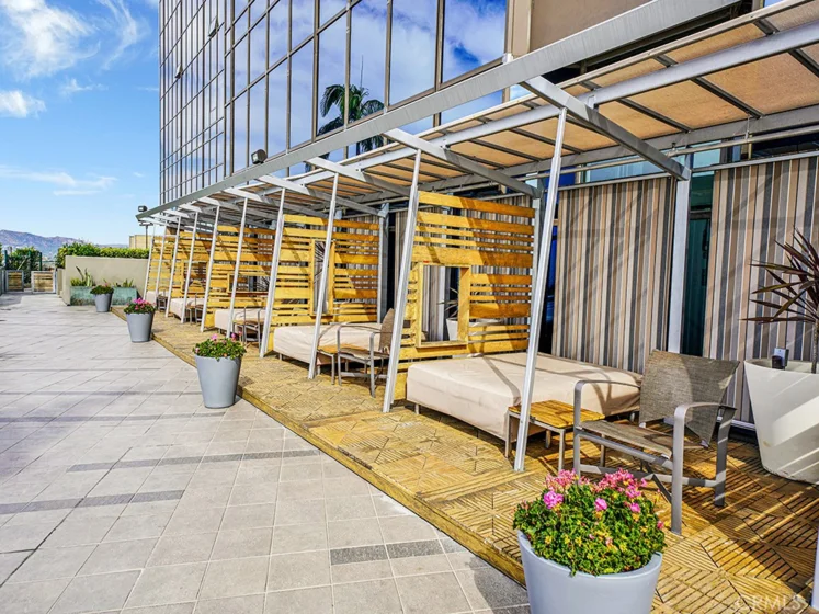 1100 Wilshire #2901 photo 21