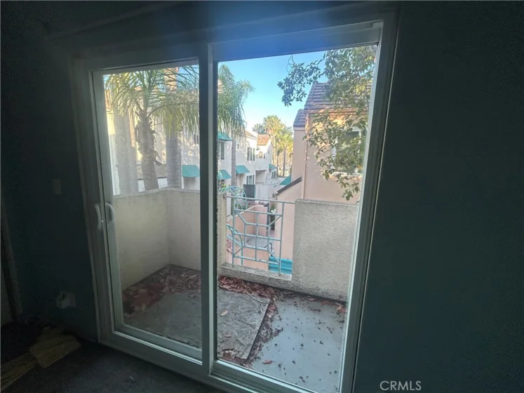 438 E Spruce photo 13