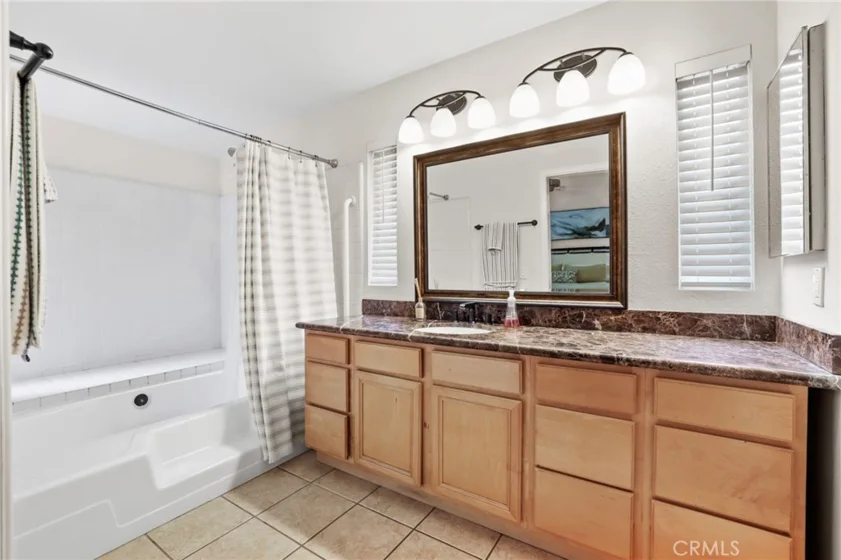 936 Hollow Brook photo 33