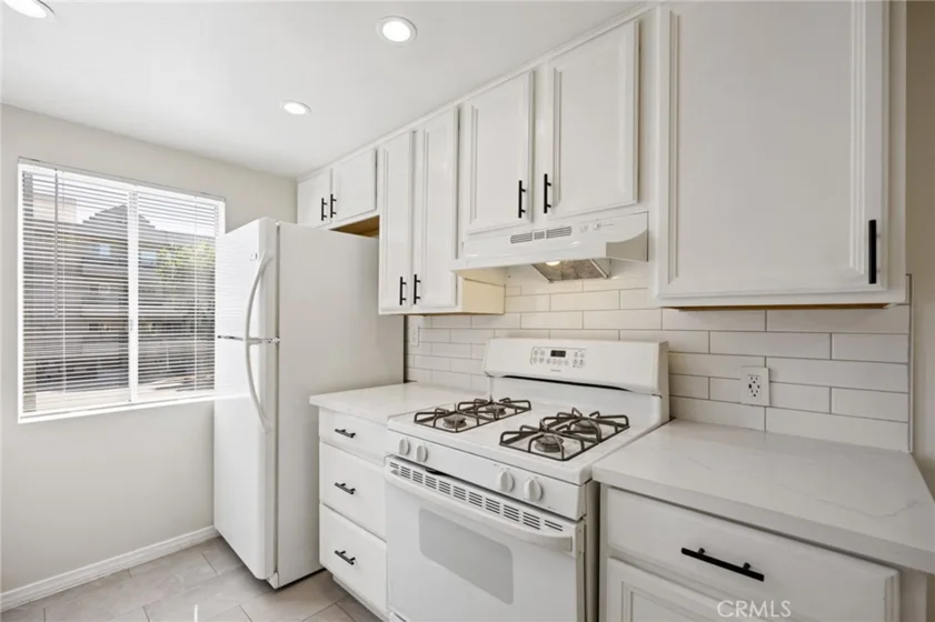 5055 Coldwater Canyon Avenue #105 photo 27