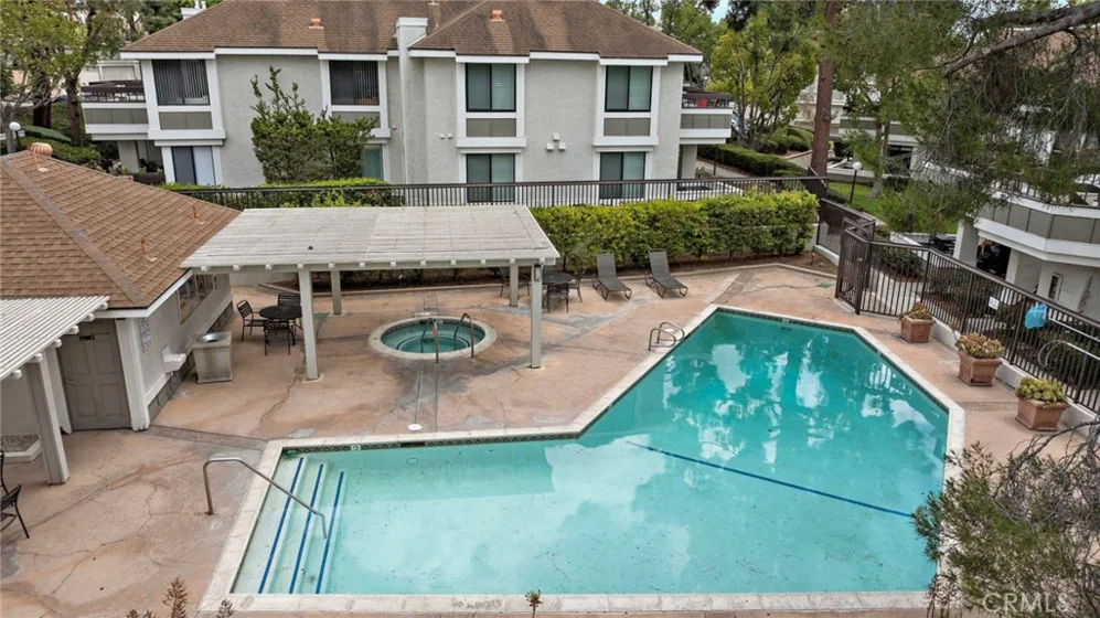 22278 Redwood Pointe #5H photo 30