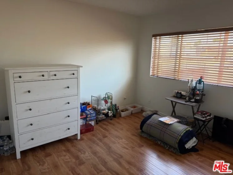 6342 Morse Avenue #205 photo 9
