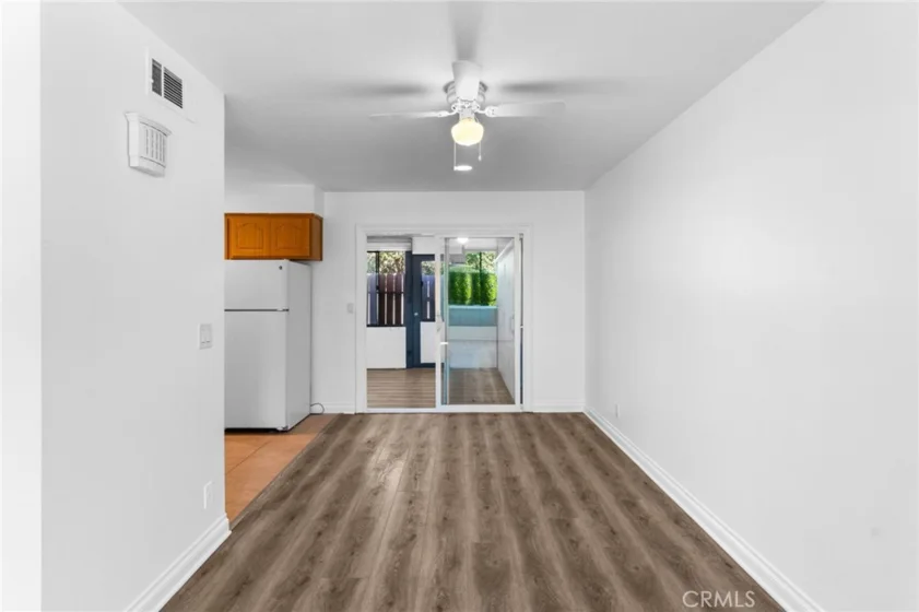 10203 Holburn photo 26