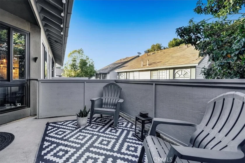 883 W 34th #N photo 33