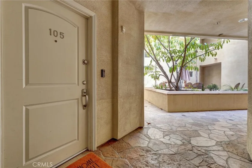 13935 Burbank Boulevard #105 photo 7