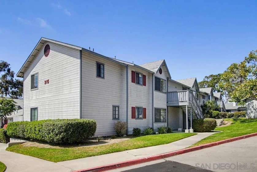 215 Camlau #B photo 36