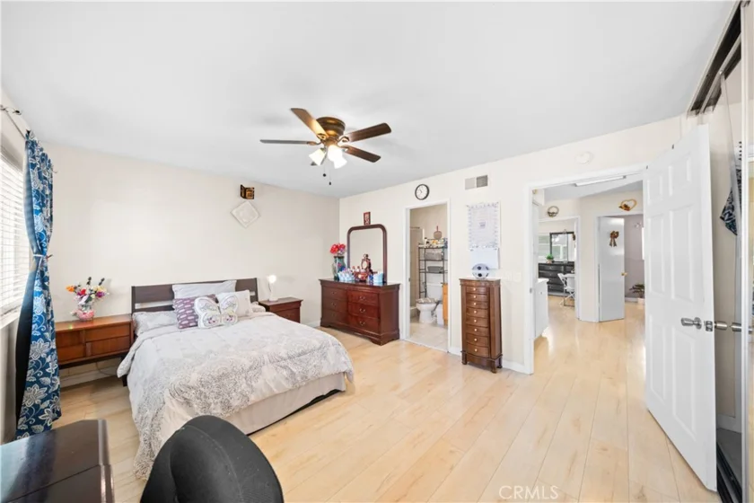 12839 Newhope Street photo 36