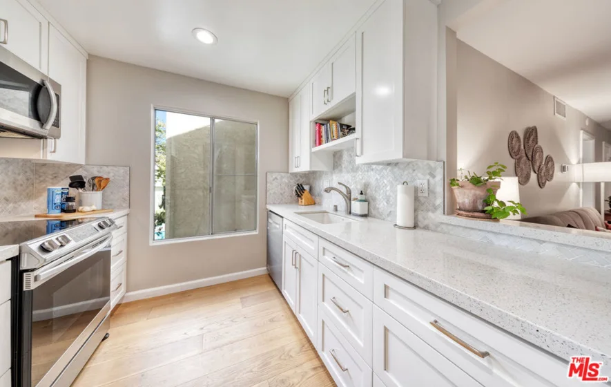 8207 Summertime Lane photo 14
