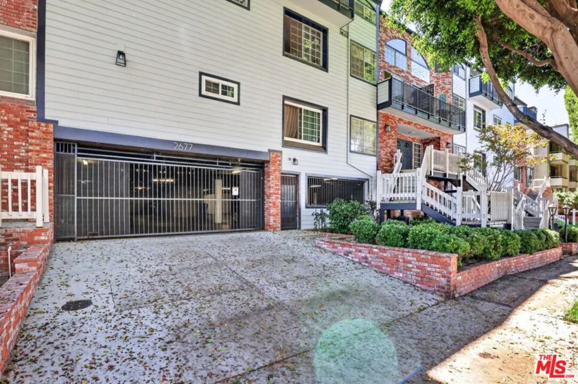 2677 Centinela Avenue #401 photo 37