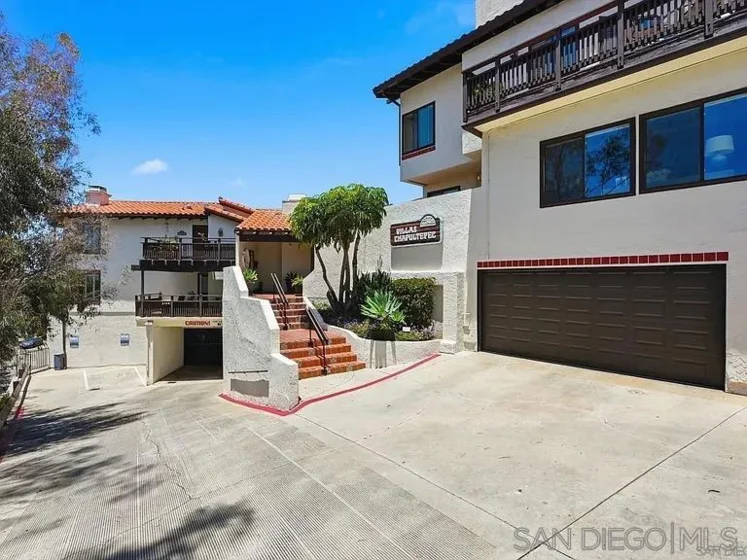 4008 Ampudia Street photo 18