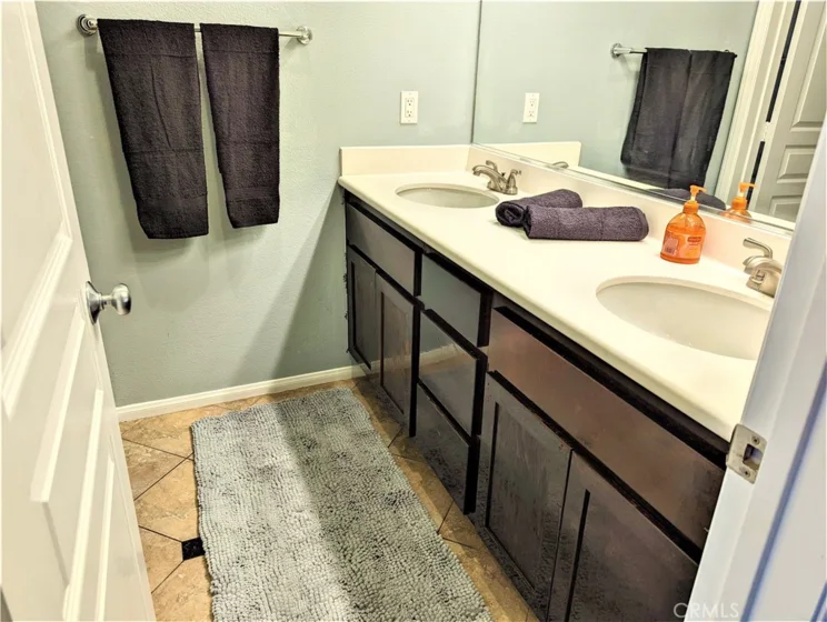 4300 Newton Avenue #94 photo 29