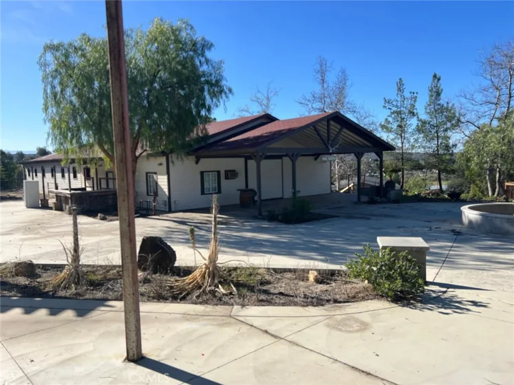 37220 Quarter Valley Road photo 13