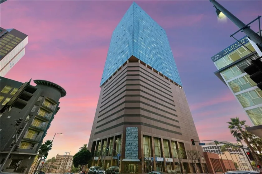 1100 Wilshire #2707 photo 19
