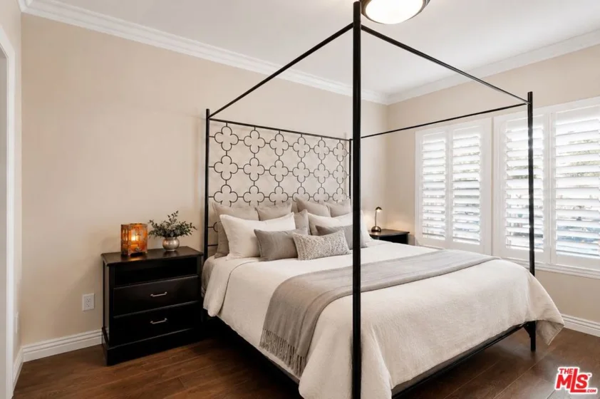 1050 N Edinburgh Avenue #103 photo 6