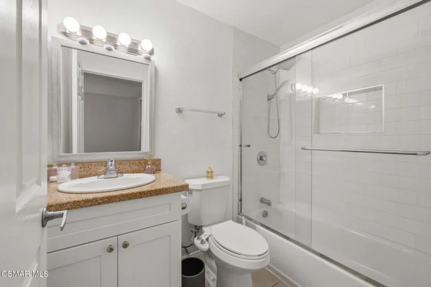 5530 Owensmouth Avenue #114 photo 16
