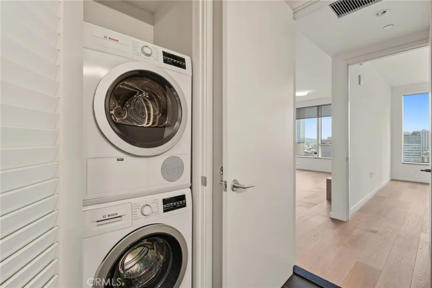 889 Francisco Street #2910 photo 14