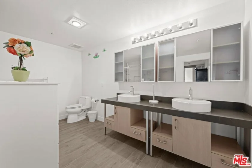 1234 Wilshire Boulevard #213 photo 10