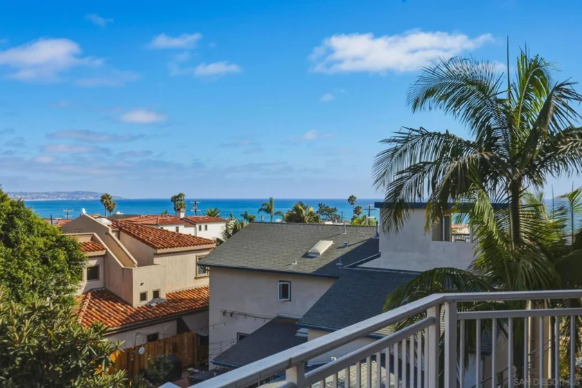 5366 La Jolla #305C photo 31