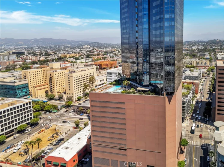 1100 Wilshire Boulevard #3302 photo 21