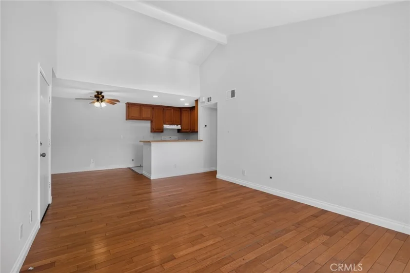 8801 Independence #19 photo 19