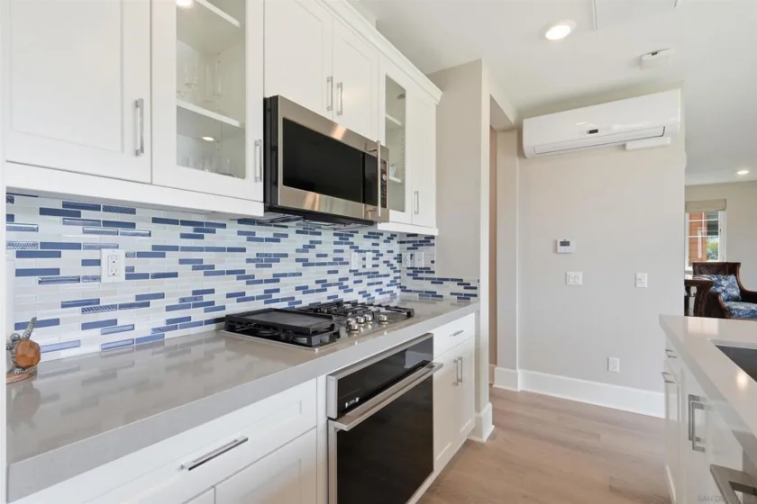 817 Jersey Court photo 12