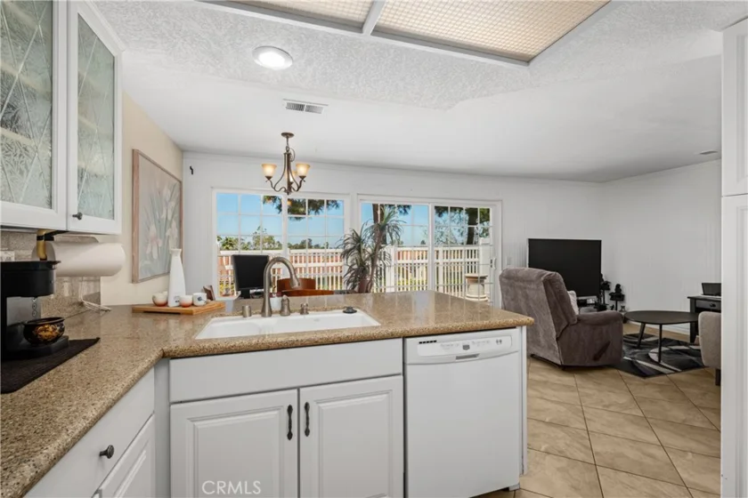 21211 Serra Vista photo 14
