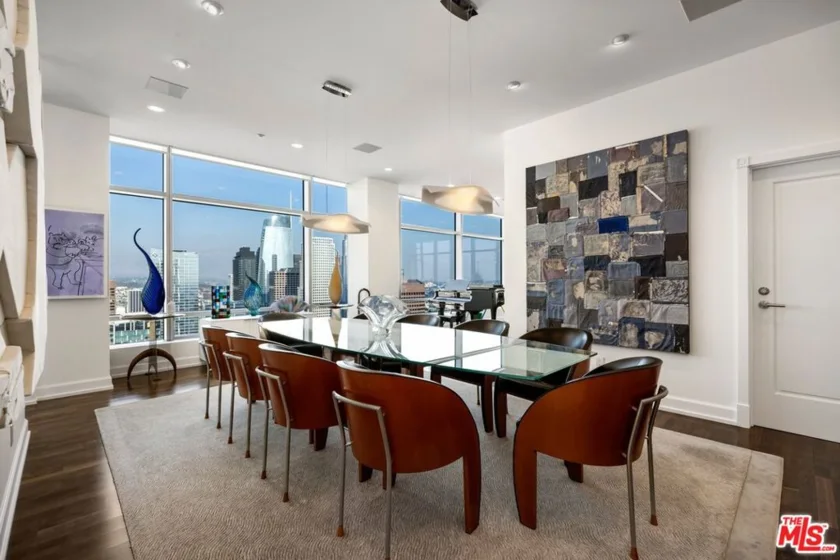 900 W Olympic Boulevard #46G photo 8