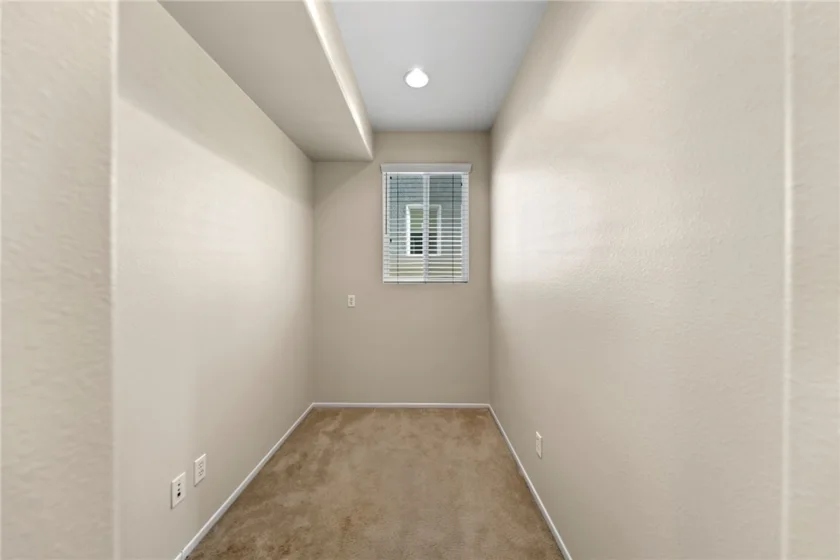 40077 Stowe Road photo 13