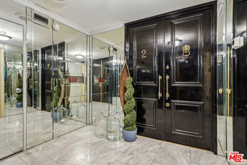 325 N Oakhurst Drive #PH2 photo 7