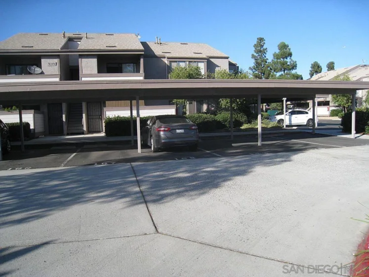 9109 Village Glen #268 photo 3